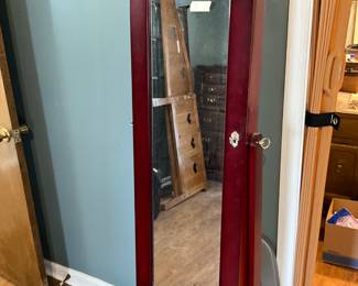 Bedroom - jewelry mirror with storage 