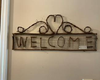 Welcome sign 