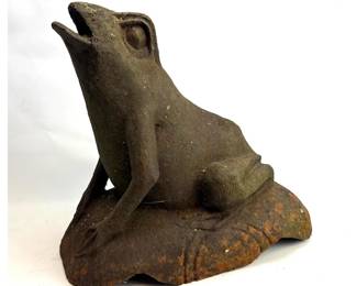 Lot 1685 Cast iron frog Garden Sculpture. 