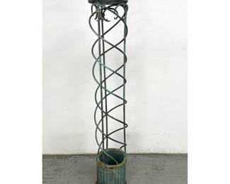Lot 1691 Iron Garden Trellis Pedestal. 