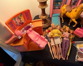 Vintage Barbie Dolls & Accessories