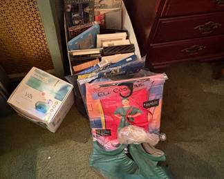 Photo Frames & Halloween Costumes