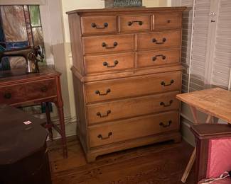 Maple tall chest   Well made vintage $225