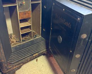 Antique Working Mosler Safe, Cincinnati Ohio