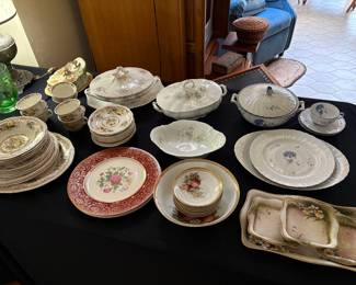 Dinnerware Sets