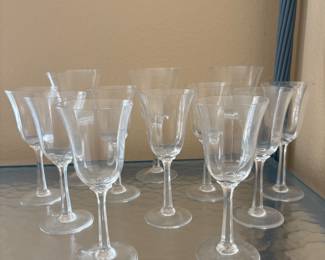 crystal wine glasses