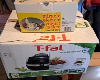 SOME COOKING ITEMS STILL IN BOXES OR LIGHTLY USED