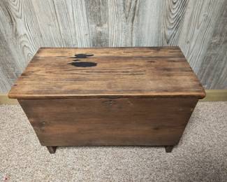 Small primitive chest