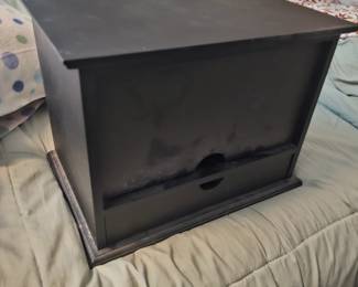 Jewelry box