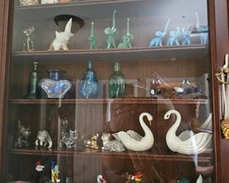 Lots of collectibles 