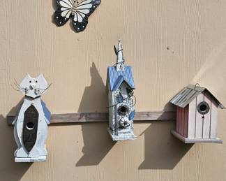More birdhouses 