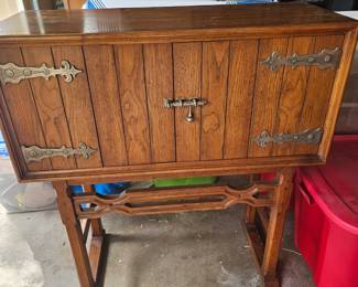 MID-CENTURY  cabinet 