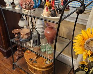 Handy stationery  table