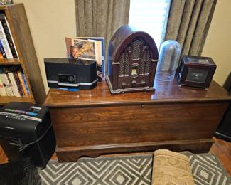 Blanket chest 