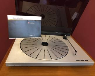 Bang & Olufsen BEOGRAM RX2 turntable + manual - works 