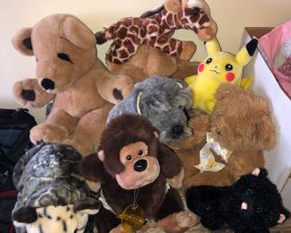 Vintage plush (stuffed animals) by Gund, Ganz, FAO Schwarz, Dakin & more
