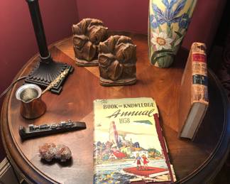 Syroco bookends, hand painted vase, 1833 leather bound edition of  “Decline & Fall of the Roman Empire - Vol. II” by Gibbon