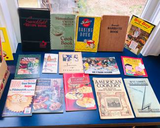 Vintage cookbooks & booklets 