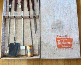 Vintage Duncan Hines barbecue tool set in original box 