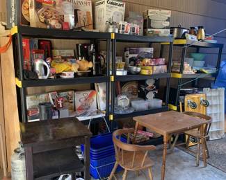 More kitchen out in patio - which we haven't photographed much of!