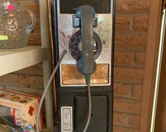 Hello......get your tush to this sale!