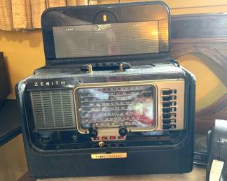 Zenith Transoceanic Radio