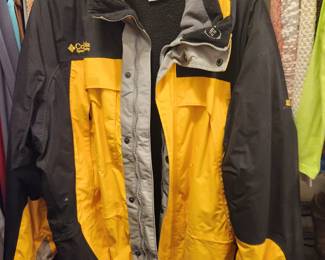 Men's Columbia Jacket.
