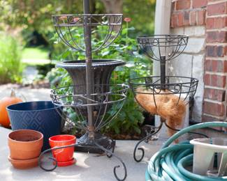 Flower pots, garden hose