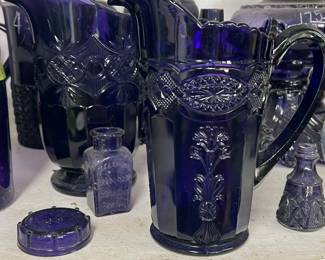 Purple pitchers