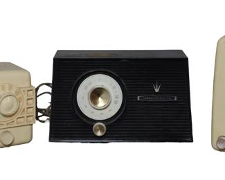 VINTAGE RADIOS
