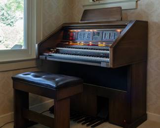 AMAZING EARLY LOWREY ORGAN