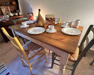 Ethan Allen "Custom Fixed-Top Dining Table" Charming Game or Dining Table with Pull Out Drawer, 48"W x 30"D x 30"H
