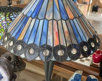 Gorgeous Tiffany-Style Peacock Feather Design Table Lamp Available.