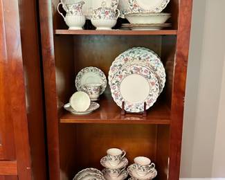 Incredible Set of Noritake Fine Bone China, "La Prada" 6 Piece Place Setting for 8 Plus Serving Pieces.