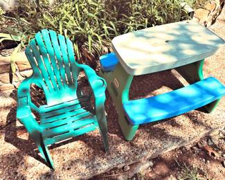 Kids' chair and Little Tikes picnic table