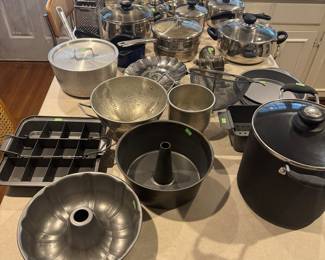 Cake pans, cookware, pots