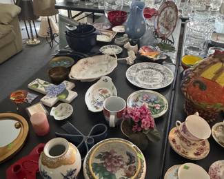 Collectibles, decorative items