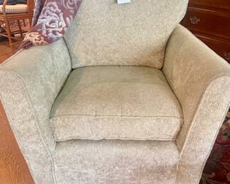 Matching Occasional Chair to the Stylist Sofa
Sold separate 