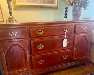 In LR …lg Dresser base / nice