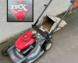 Honda Mower 4in1 HRX 217 Self Propelled 21” 
Starts Right Up and Runs Perfect!