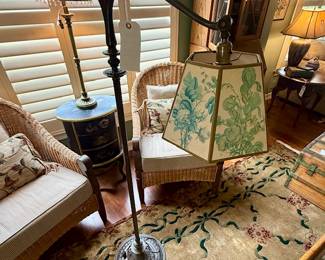 Floor Lamp
Downstairs 