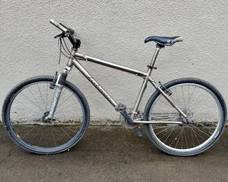 Airborne Titanium Bike