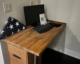 2nd Small Computer Desk, wood file