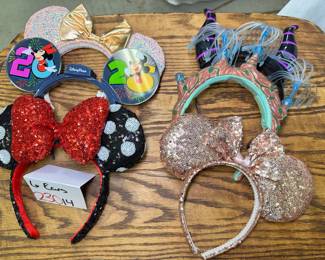 6 Disney Earrings