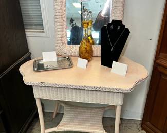 Wicker Vanity Set