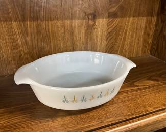 Anchor  Hocking Fire King Candle Glow Pattern Casserole Pan