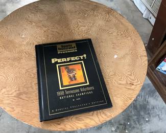 Sports Illistrated 1998 Tennessee Volunteers National Champions Book