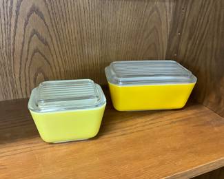 Yellow Pyrex Refrigerator Dishes w/Lids