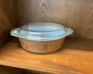 Pyrex Early American Oval Casserole Dish