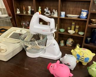 Sunbeam Mixmaster Stand Mixer w/Bowl
